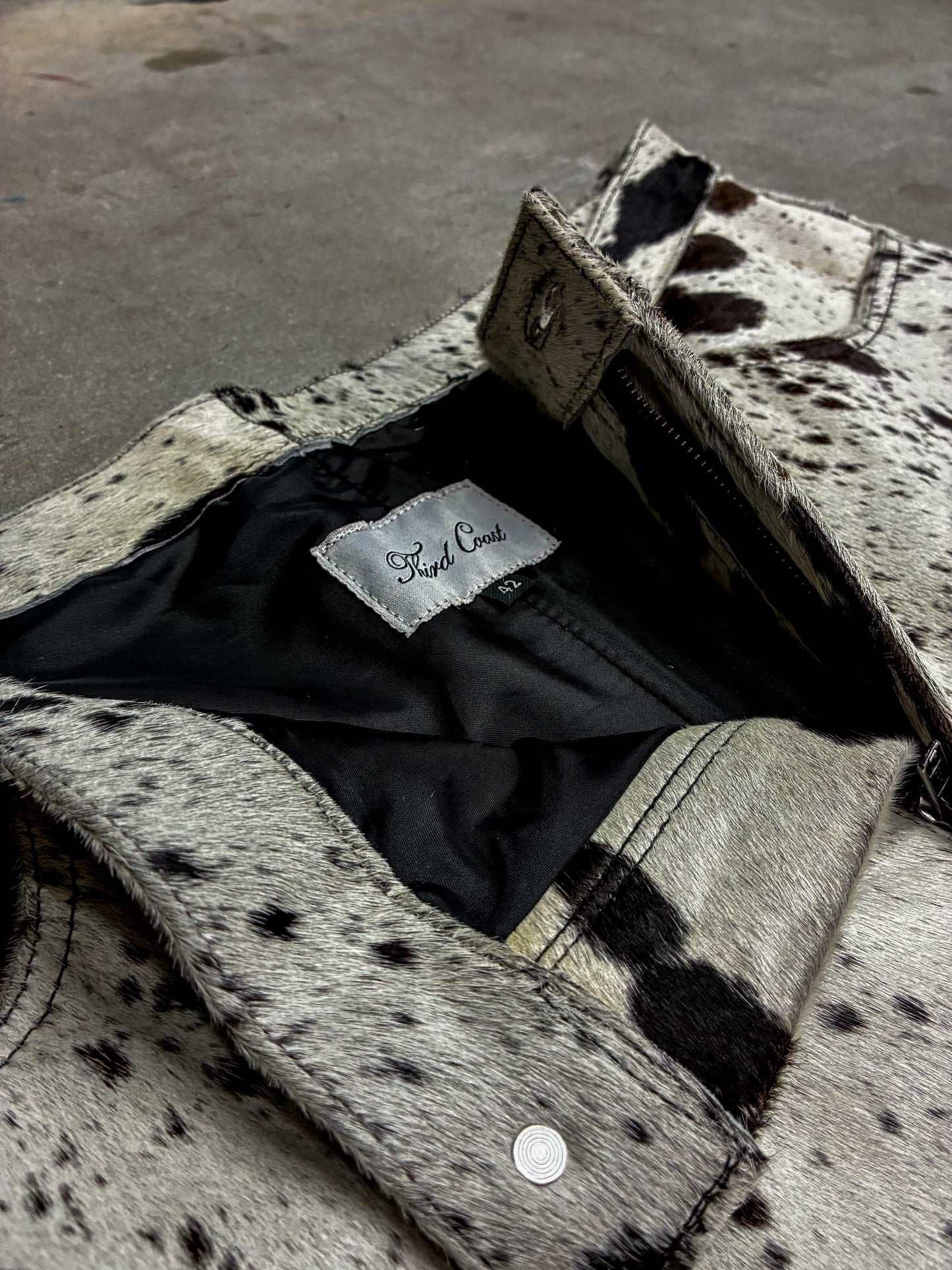 Cowhide Shorts 42