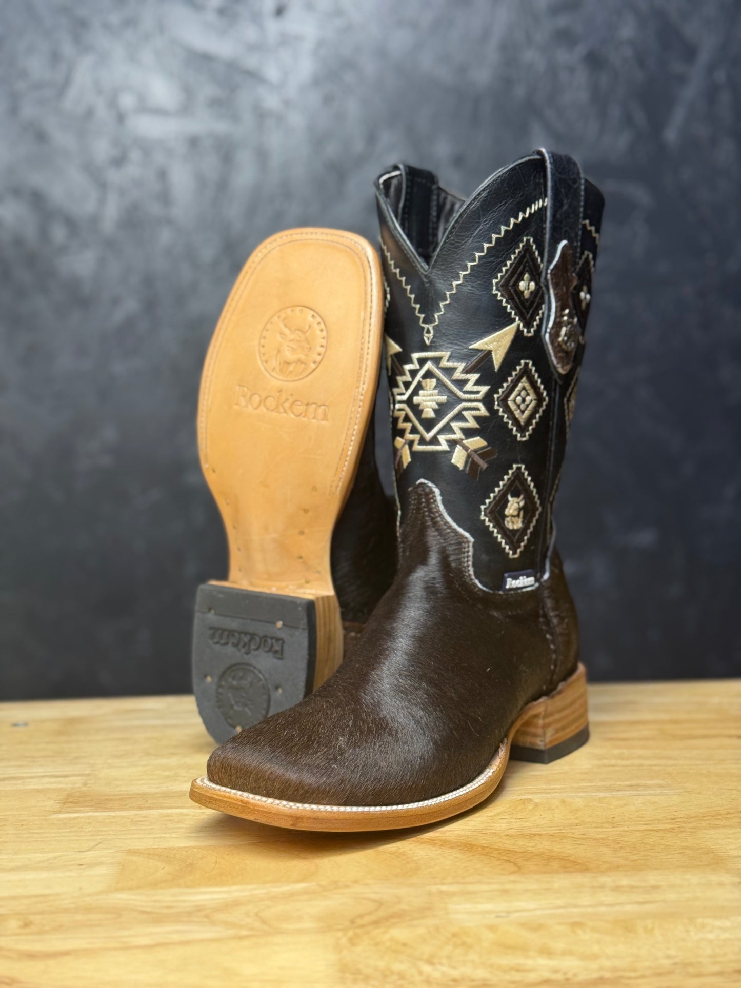 Rock’em Cowhide 7.5