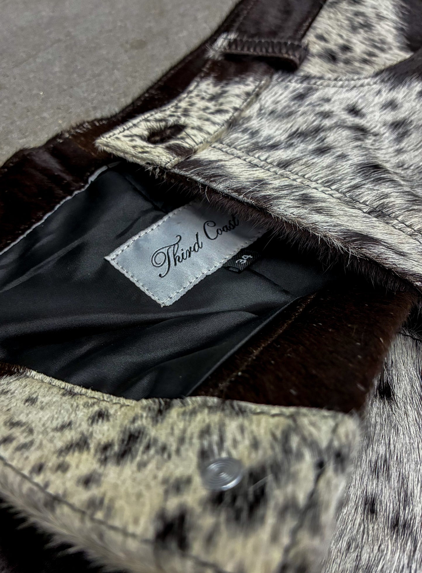 Cowhide Shorts 34
