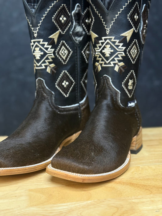 Rock’em Cowhide 7.5
